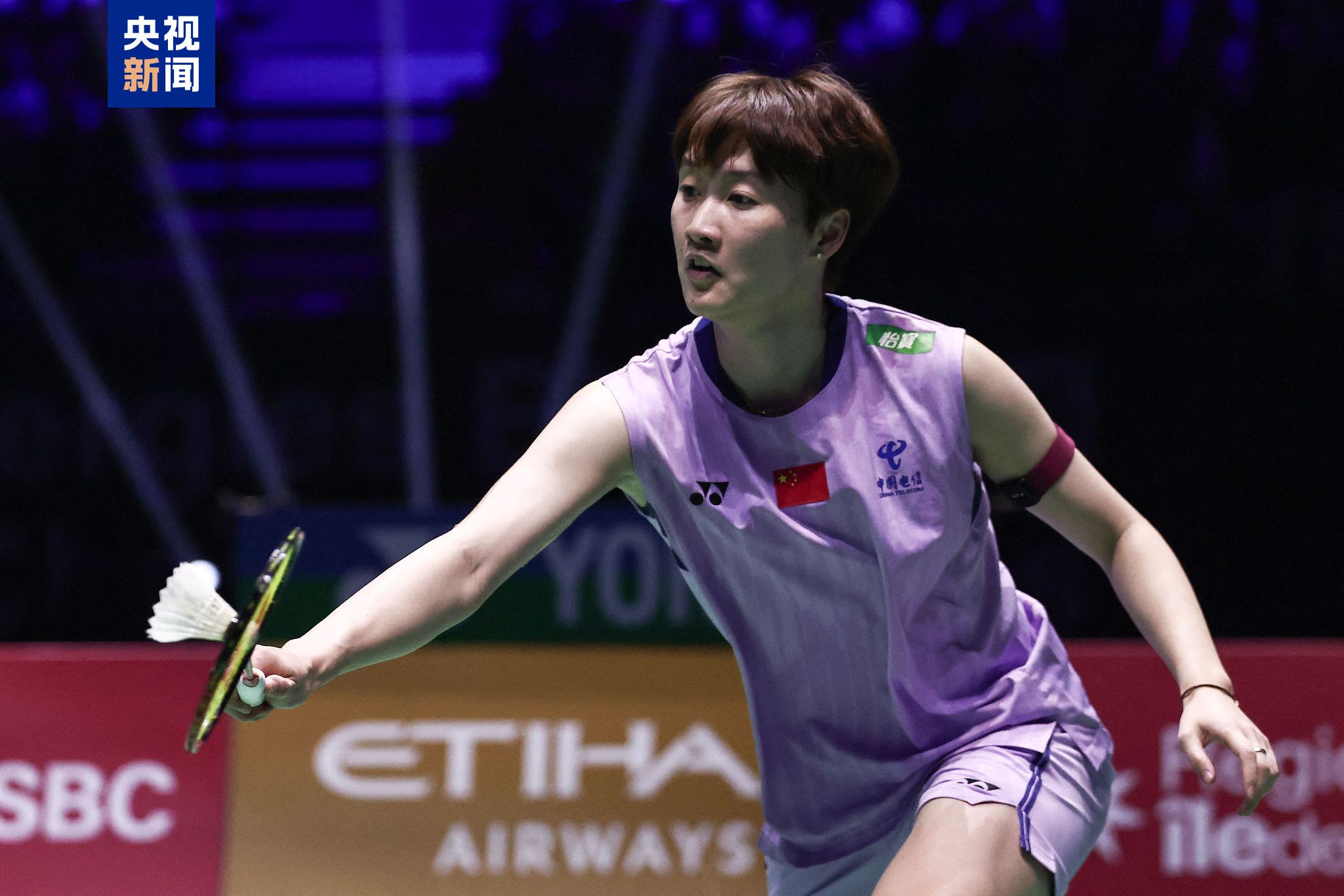 域中脱颖而 域中脱颖而