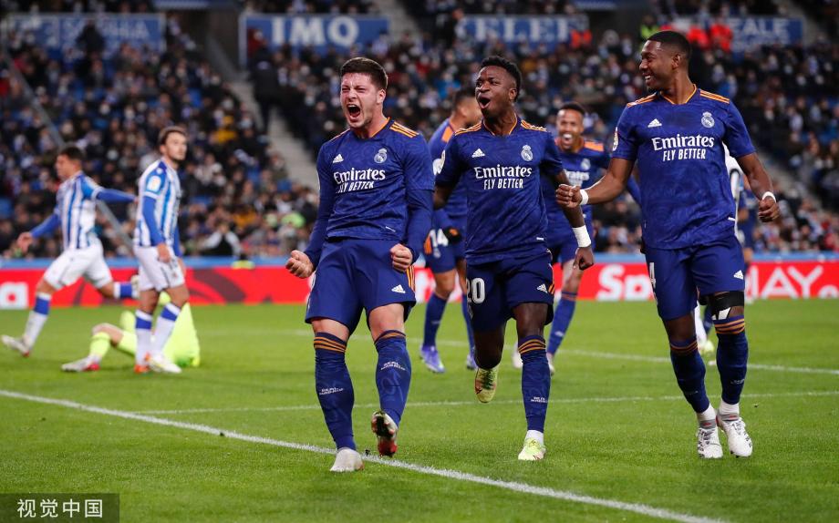 在中场成功 在中场成功