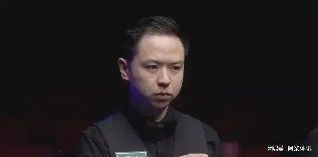 男双打表演 男双打表演